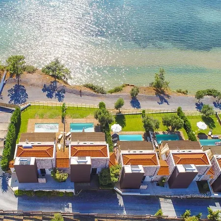 Kalma Pente 네아 모우다니아