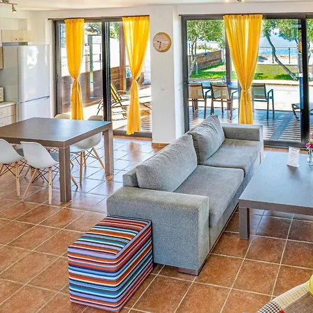 Kalma Pente * 네아 모우다니아