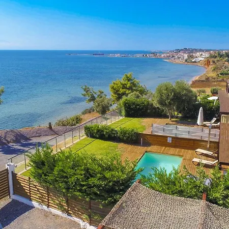 Kalma Pente 빌라 네아 모우다니아