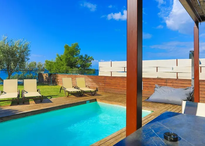 Kalma Pente Nea Moudania