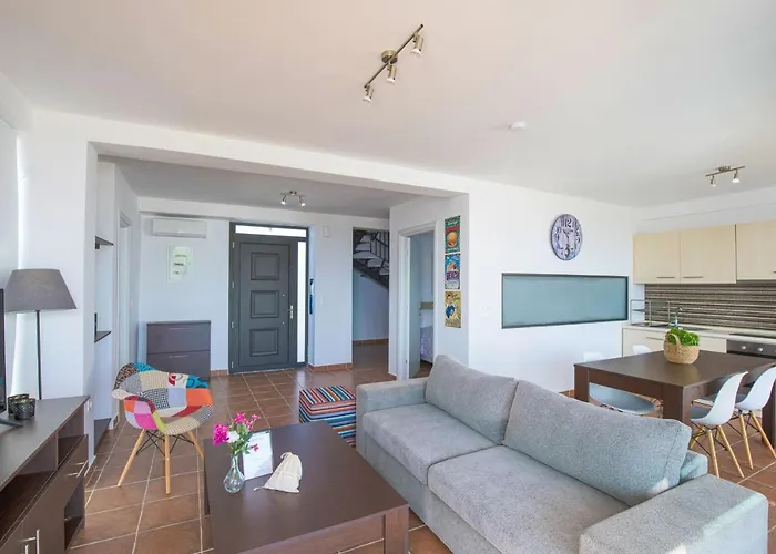 Kalma Pente Nea Moudania