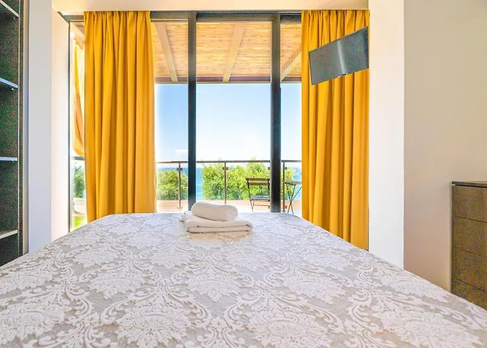 Kalma Pente Nea Moudania