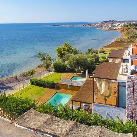 Kalma Pente Вилла Неа-Муданья